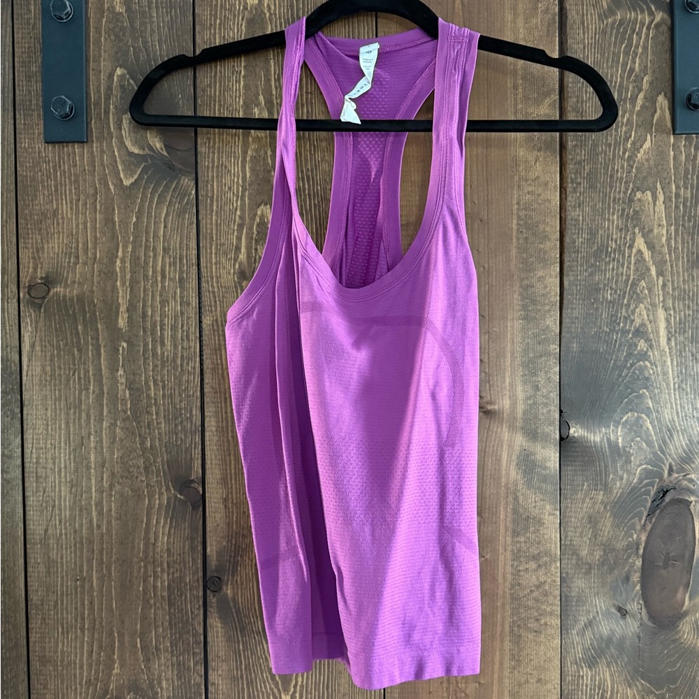 Lululemon tank top